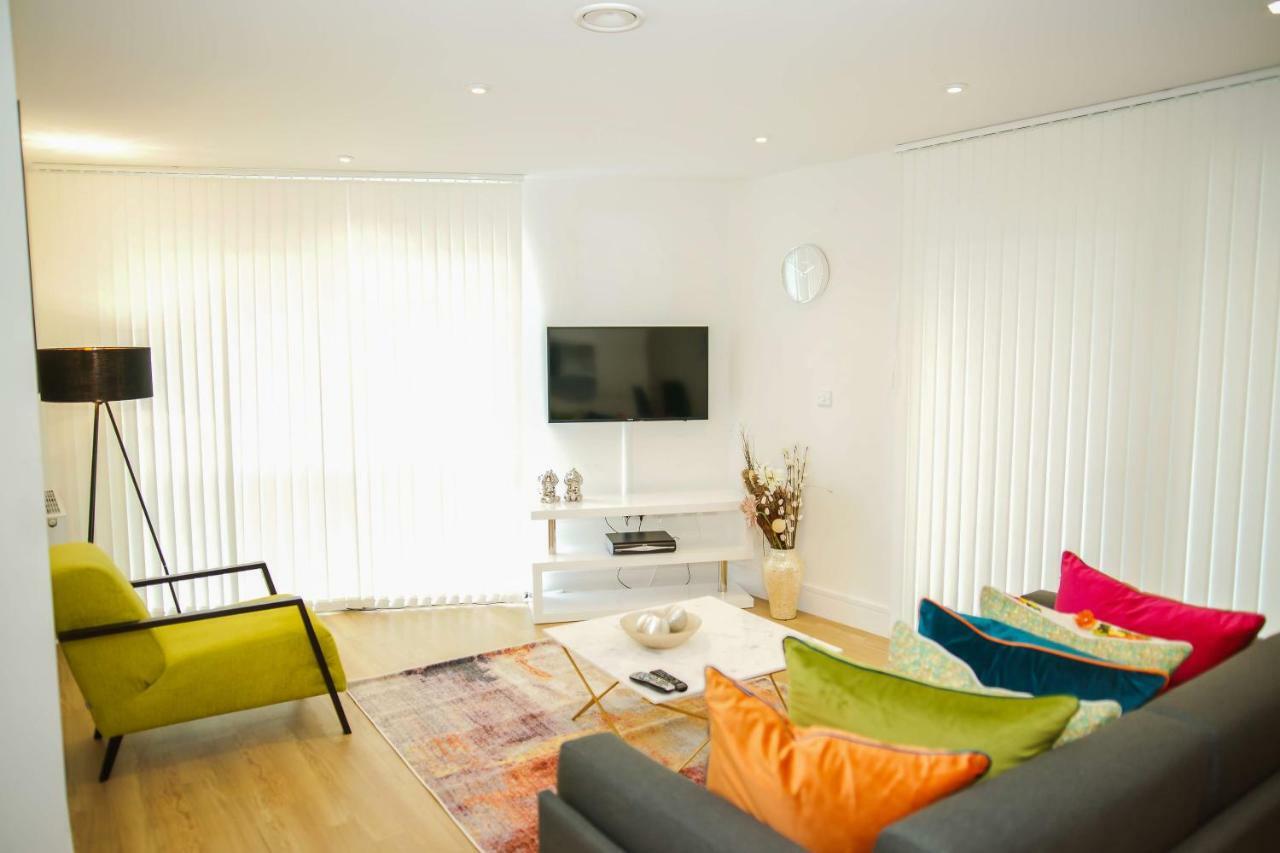 Executive 2 Bed Apartment Londen Buitenkant foto