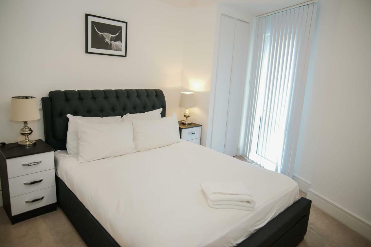 Executive 2 Bed Apartment Londen Buitenkant foto