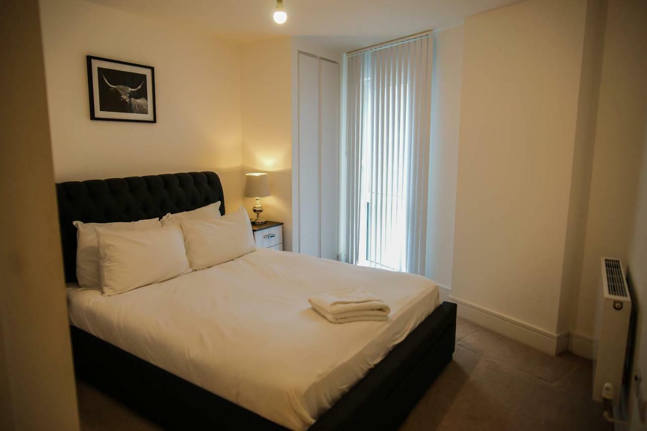 Executive 2 Bed Apartment Londen Buitenkant foto